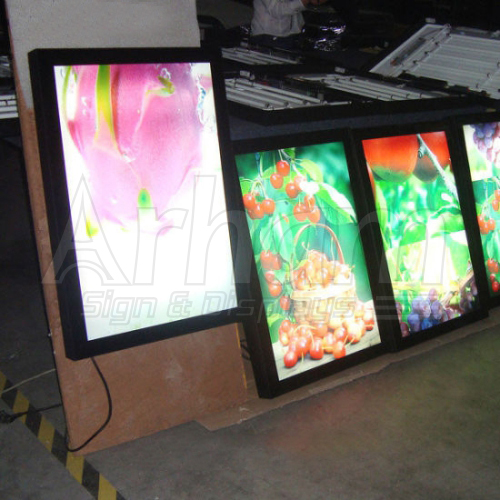 Scroller Wall Mounted